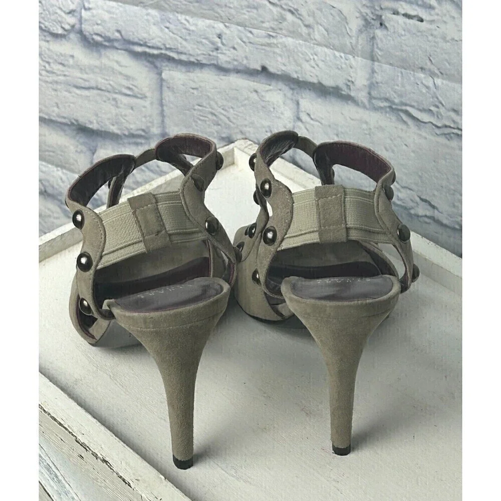 Stuart Weitzman Ratatat Women Suede Stud Sandal Taupe Sz 7.5 4inch Heel Boss Rck